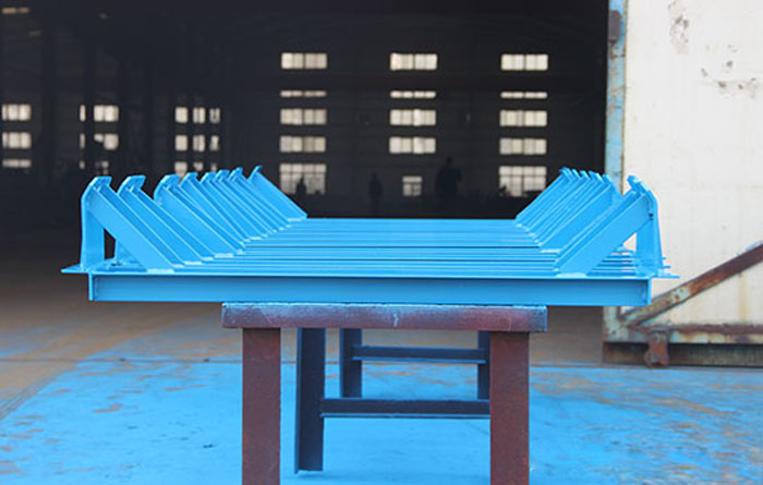 嵩陽煤機(jī)打造品質(zhì)皮帶機(jī)支架！